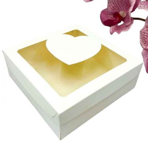Коробка для десертов Сердце, белая 20*20*7см Коробка для десертов Сердце, белая 20*20*7см